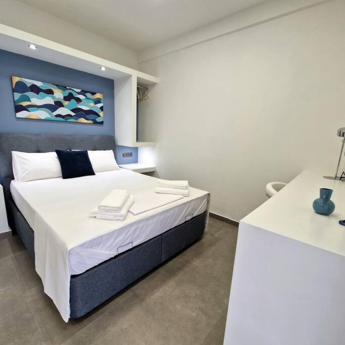 Farisma - Bright And Central Apt In Kalamata Exterior foto